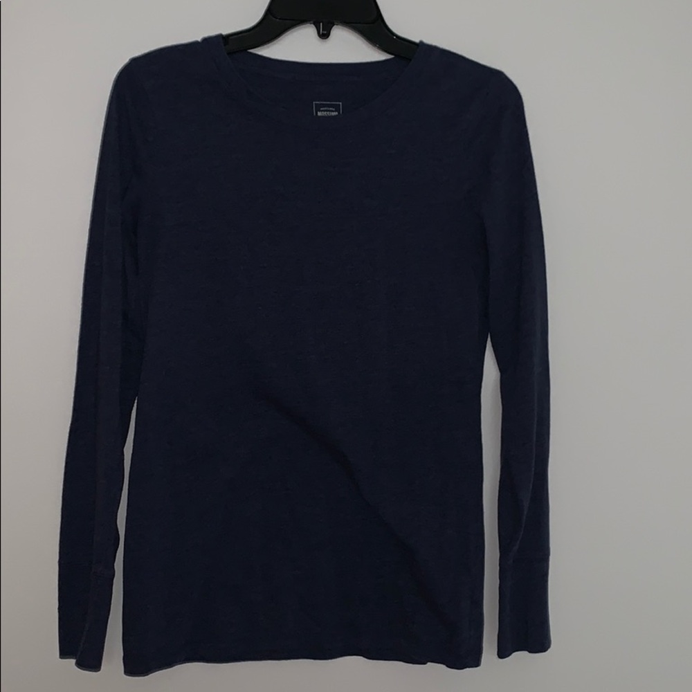 Clothing lot - Picture 2 of 7